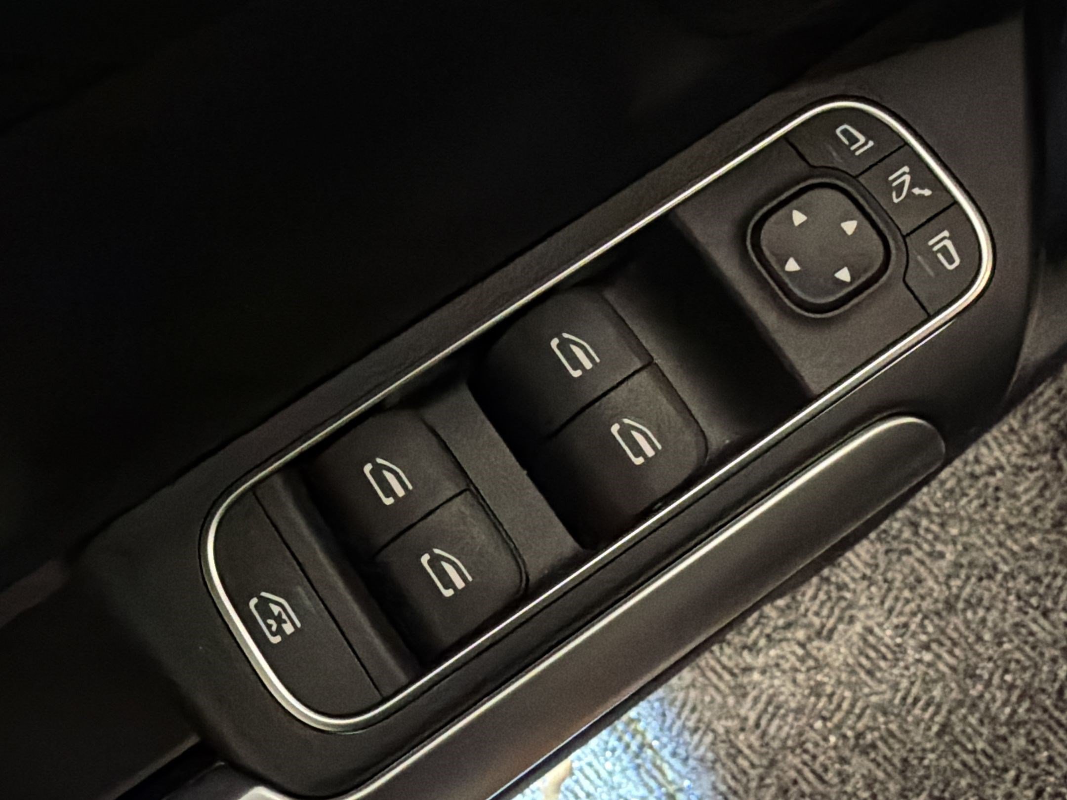 Certified 2023 Mercedes-Benz GLA 45 AMG 4MATIC image 15