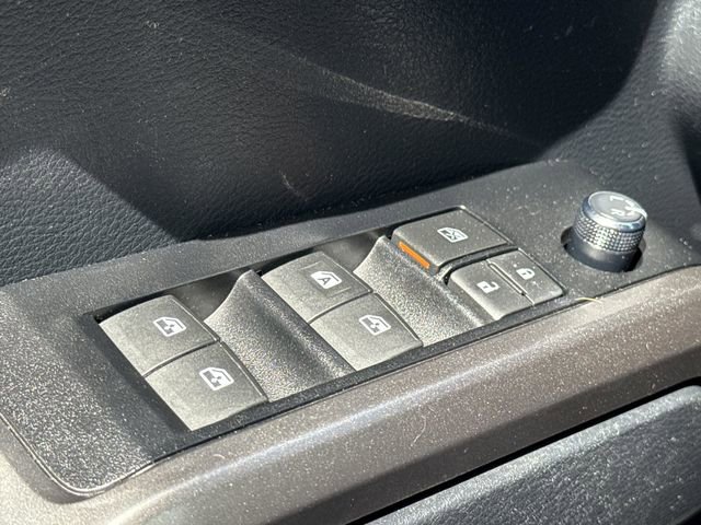 Used 2018 Toyota Tacoma SR5 image 26