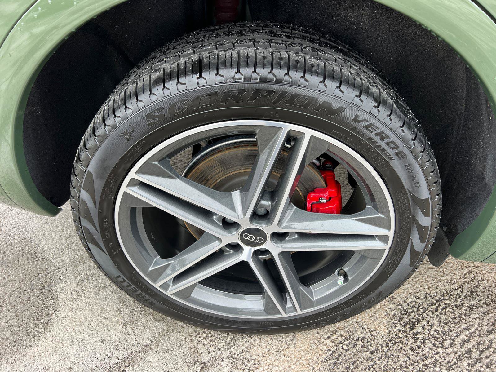 Certified 2024 Audi Q5 e Premium Plus w/ Premium Plus Package image 17