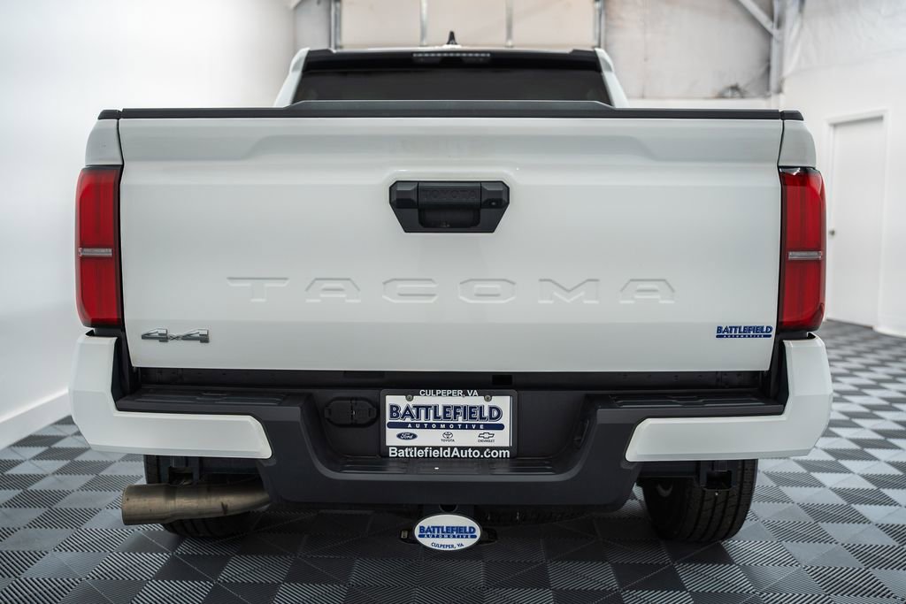 Certified 2025 Toyota Tacoma SR5 image 5