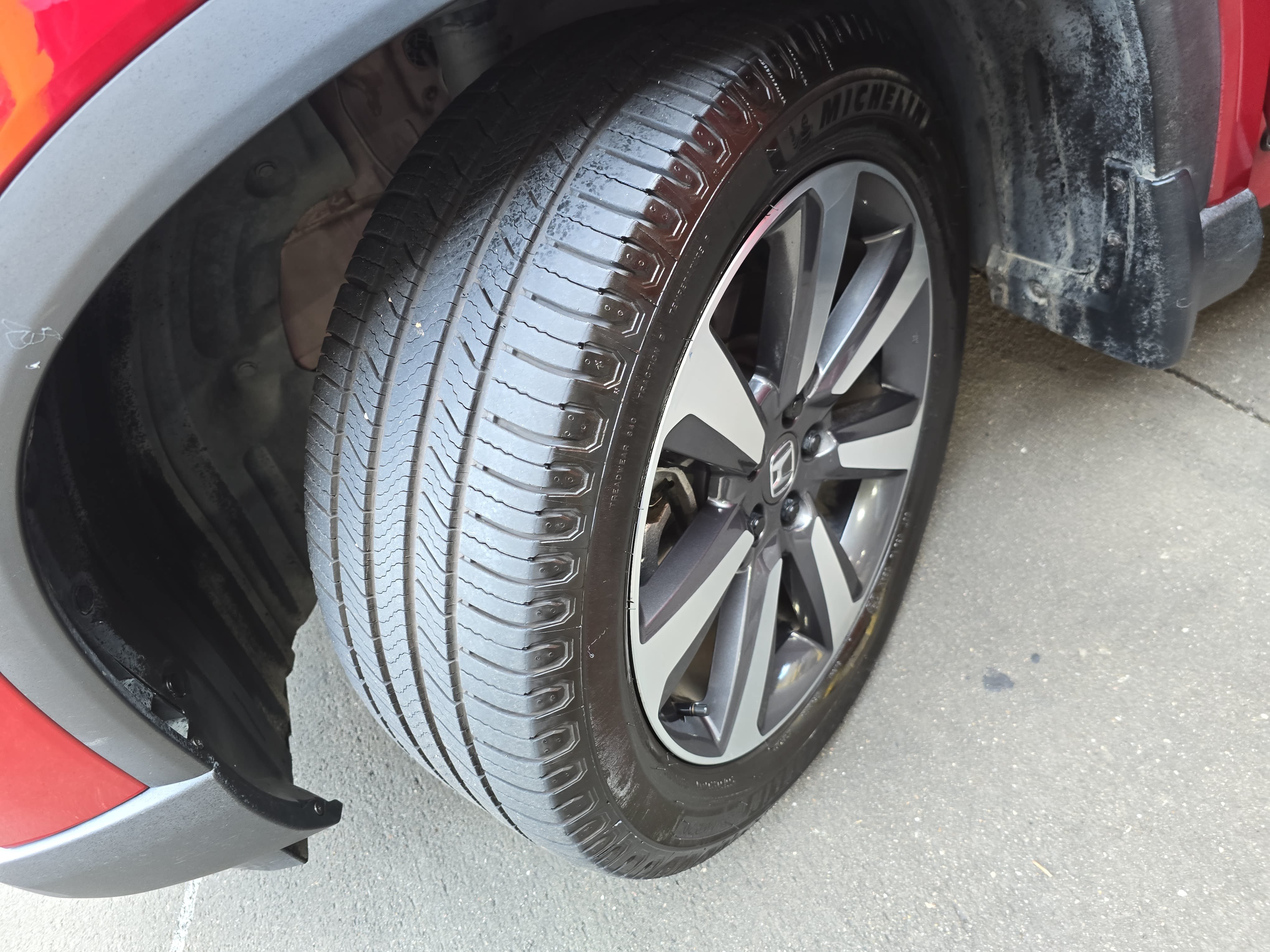 Used 2023 Honda Pilot Touring image 35
