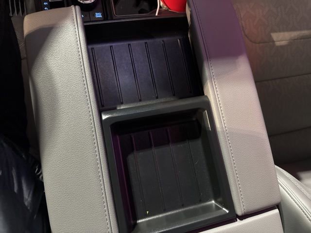 Used 2024 Toyota Tundra Limited image 36