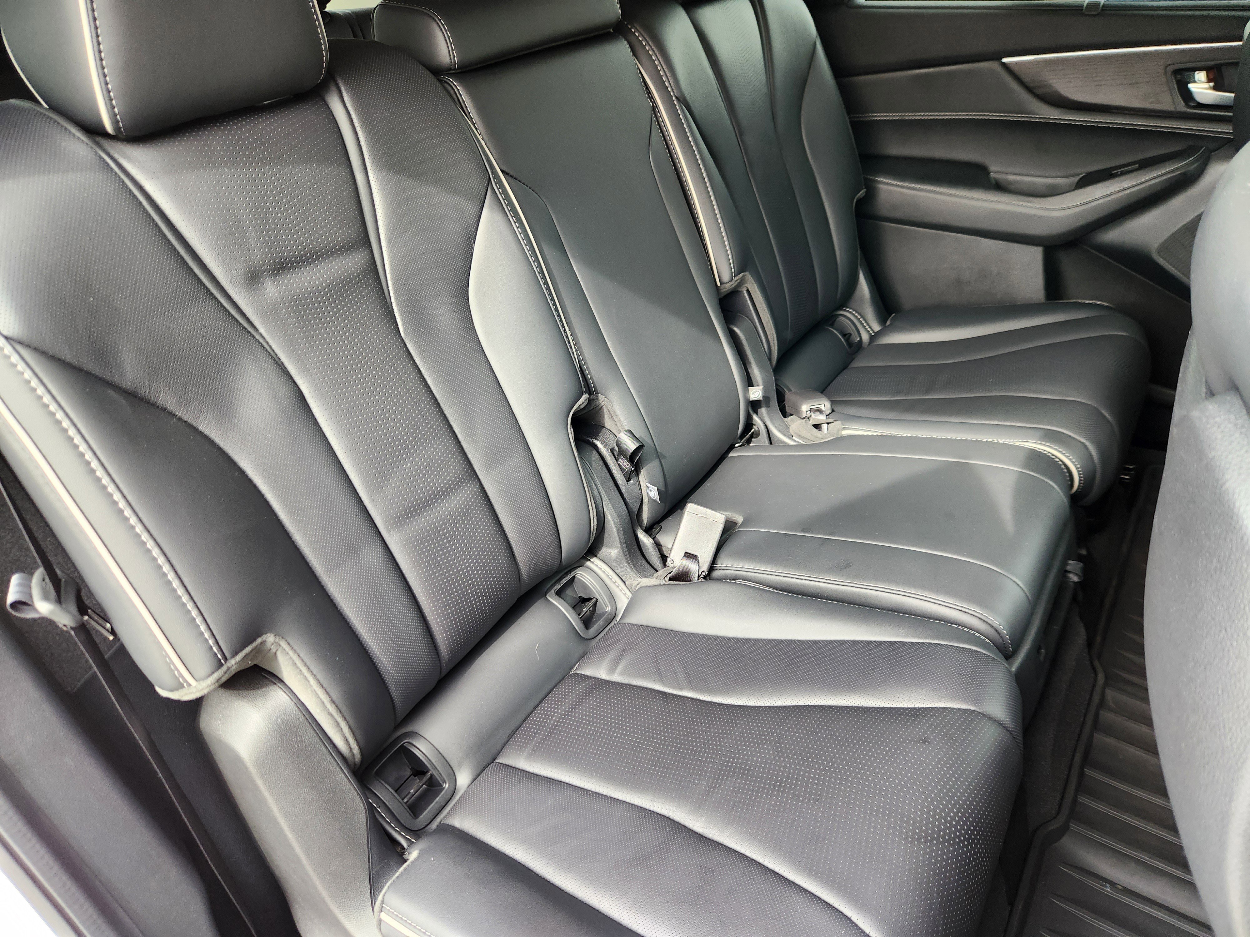 Used 2024 Acura MDX SH-AWD w/ Advance Package image 18