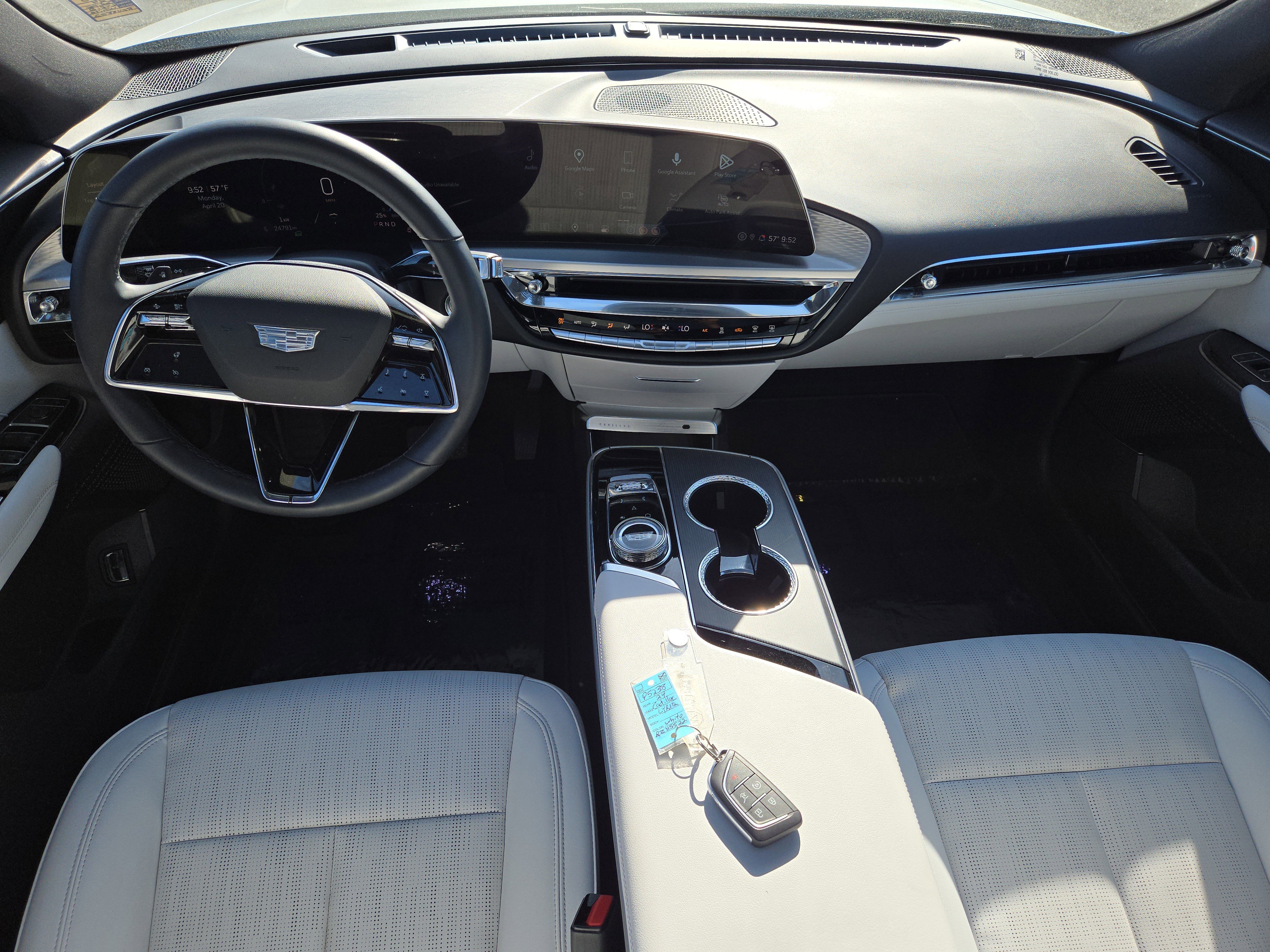 Used 2024 Cadillac Lyriq Luxury RWD image 21