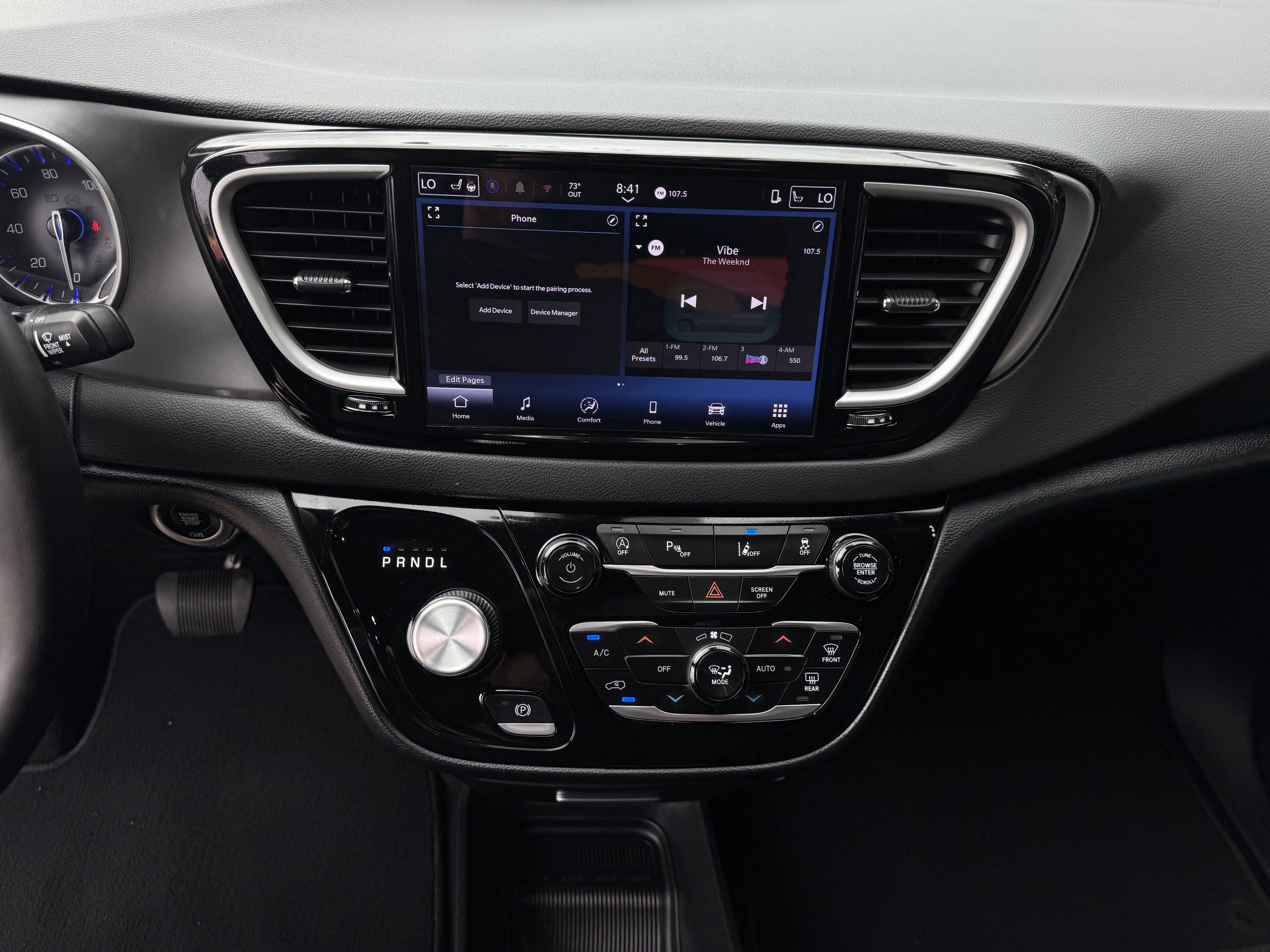 Used 2025 Chrysler Pacifica Select image 20