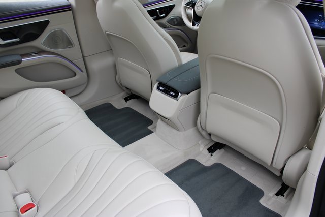 Used 2023 Mercedes-Benz EQS 580 4MATIC Sedan image 15