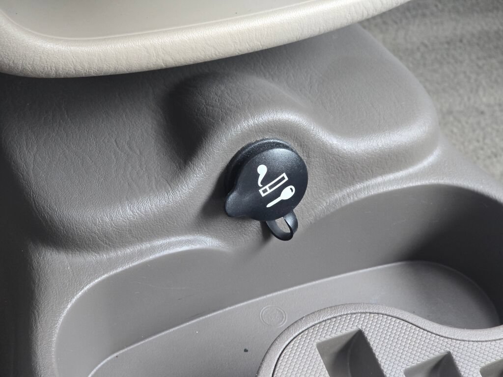 Used 2005 Chrysler PT Cruiser GT FWD image 74