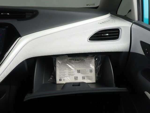 Used 2021 Chevrolet Bolt Premier w/ Infotainment Package FWD image 40