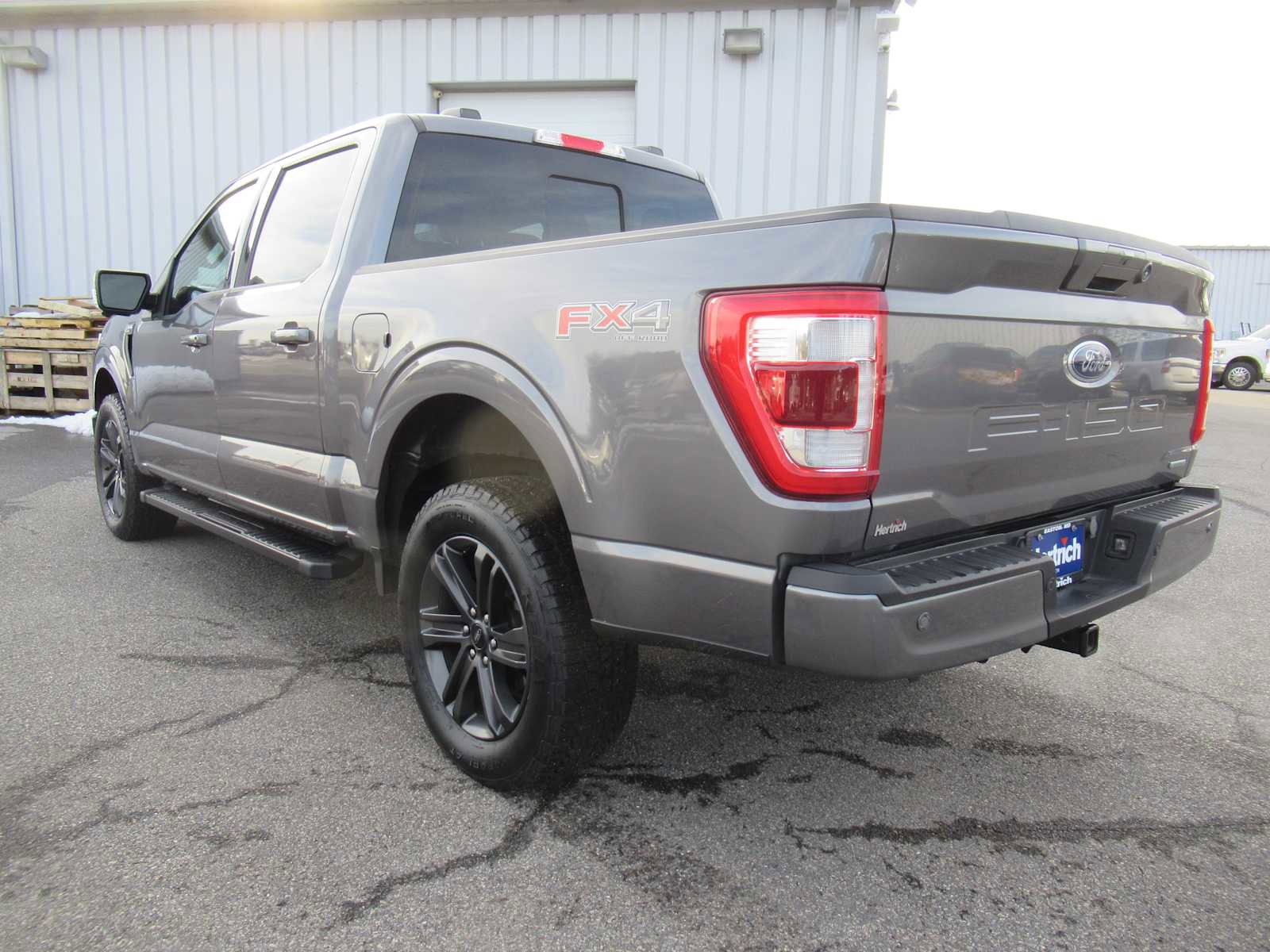 Used 2023 Ford F150 Lariat image 7