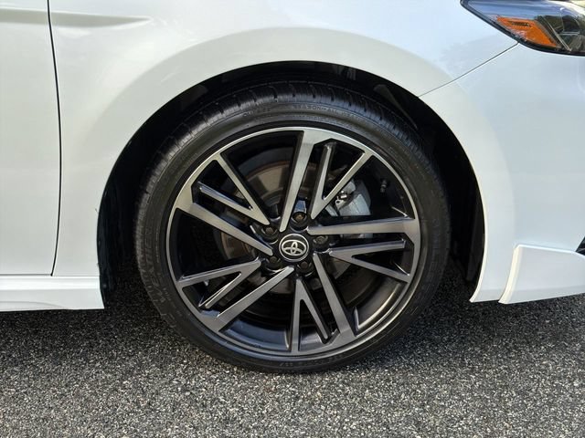 Used 2025 Toyota Camry XSE AWD/4WD image 13