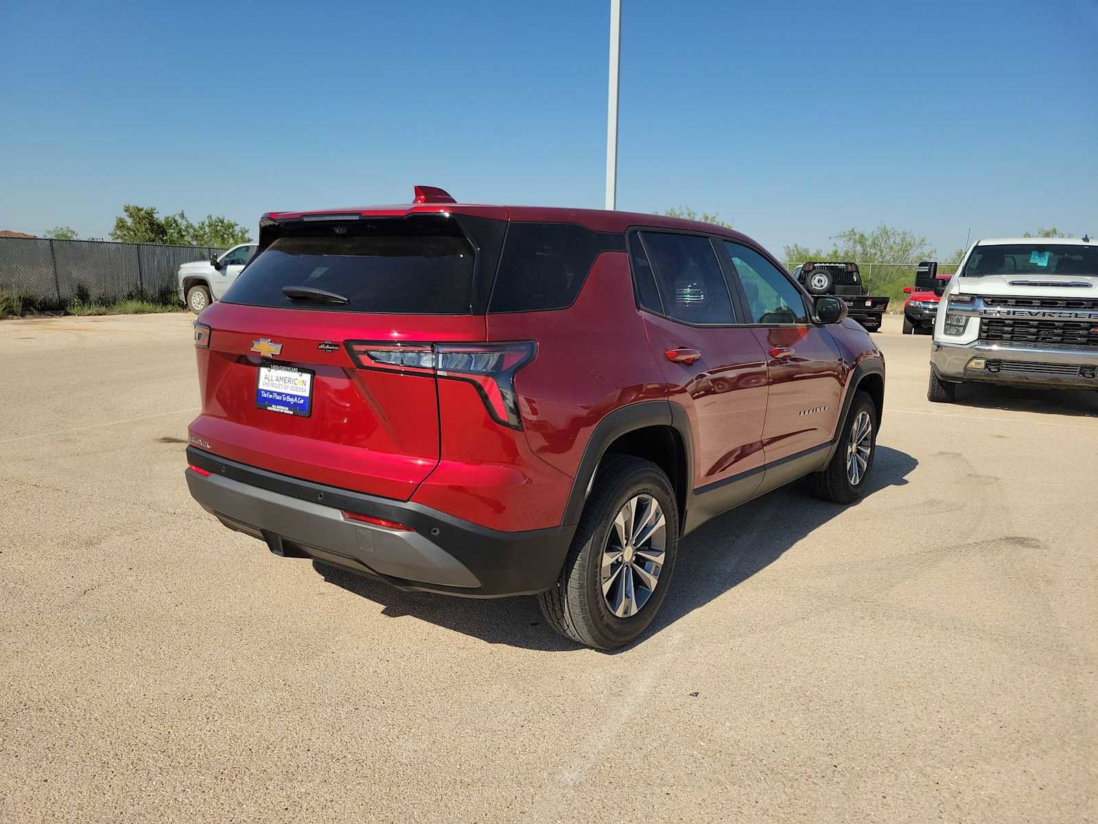 New 2026 Chevrolet Equinox LT w/ Convenience Package II FWD image 8