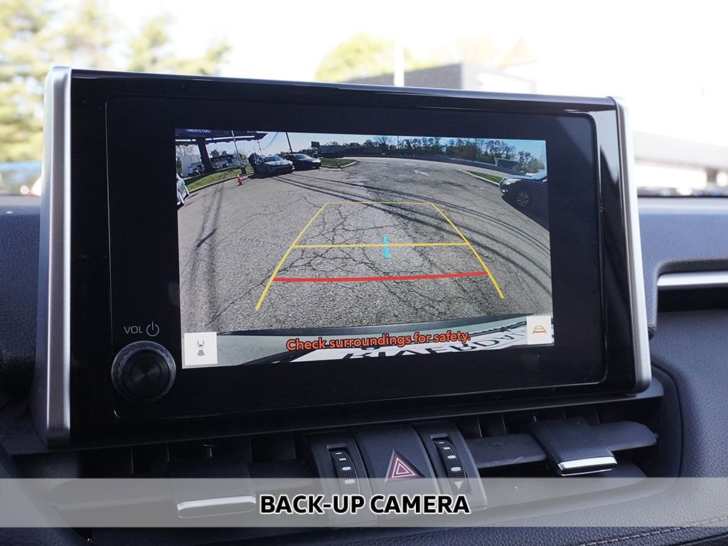 Used 2023 Toyota RAV4 XLE Premium AWD/4WD image 6