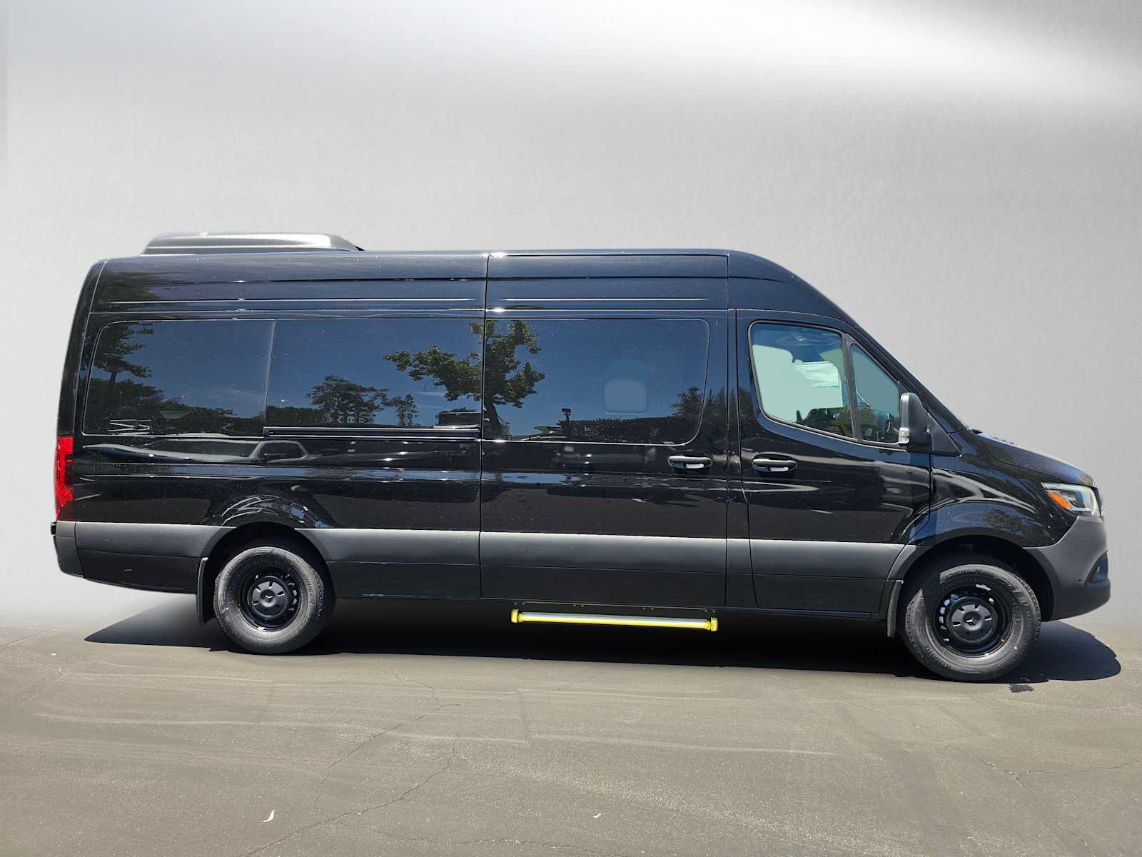 New 2026 Mercedes-Benz Sprinter 2500 image 2