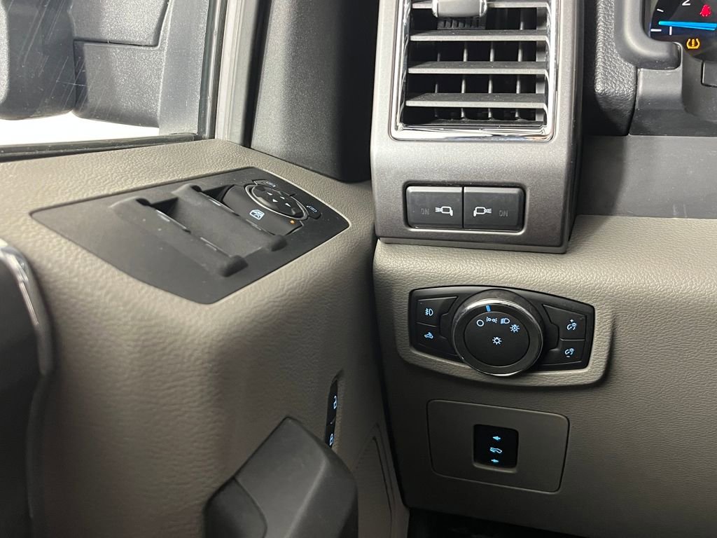 Used 2016 Ford F150 XLT w/ Equipment Group 301A Mid image 24