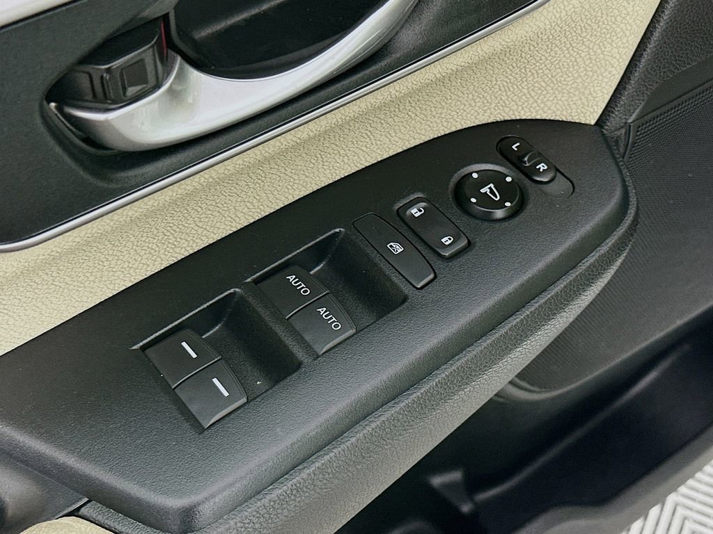 Used 2018 Honda CR-V EX image 23