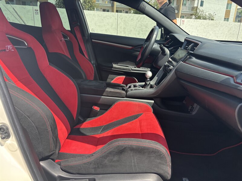 Used 2019 Honda Civic Type R image 34
