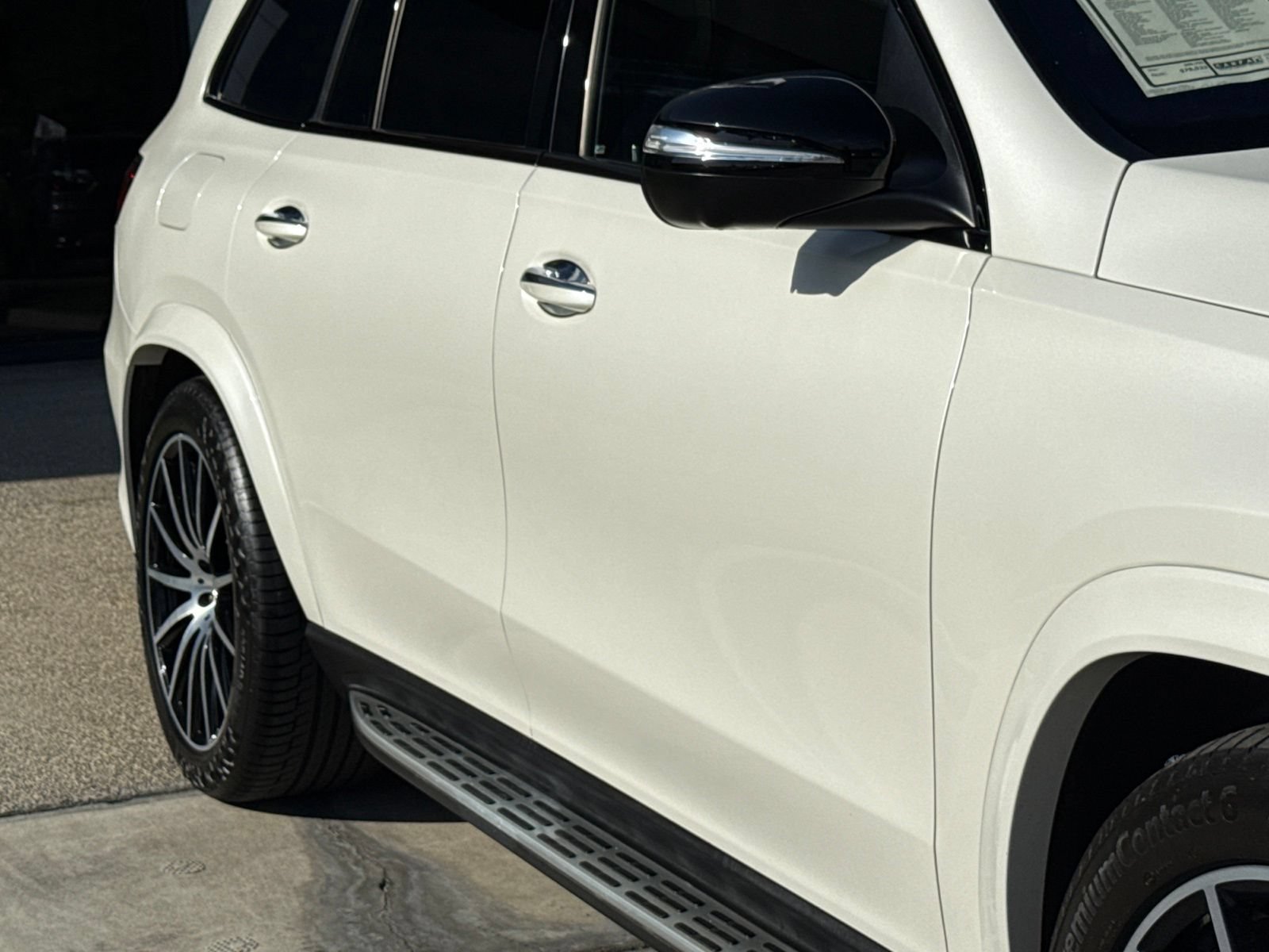 Used 2023 Mercedes-Benz GLS 580 4MATIC image 9