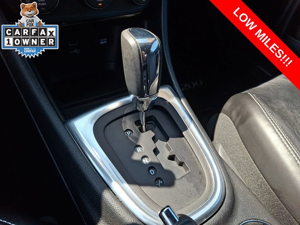 Used 2013 Chrysler 200 S FWD image 13