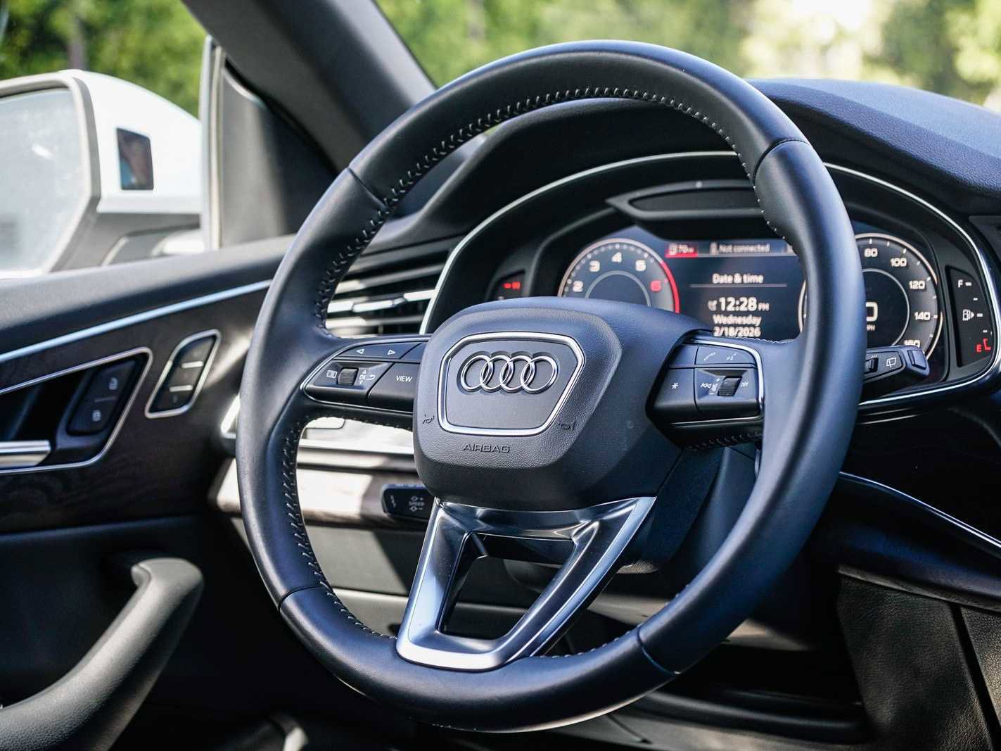 Used 2019 Audi Q8 Premium Plus image 15