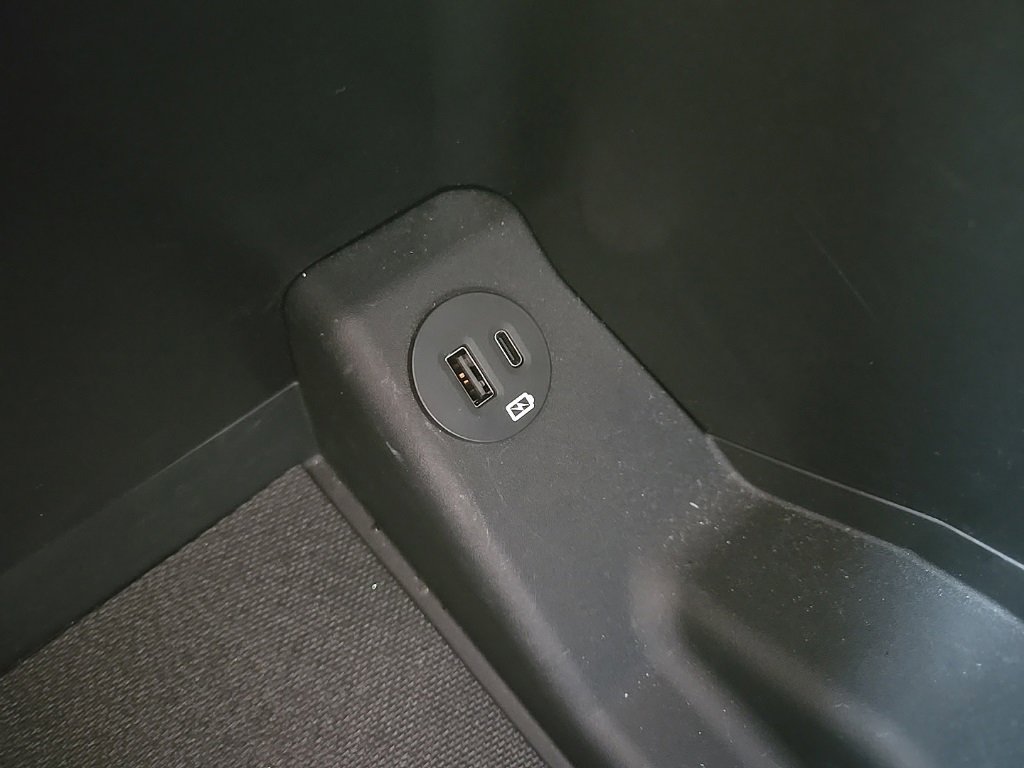 Used 2023 Ford F150 Platinum w/ FX4 Off-Road Package image 85