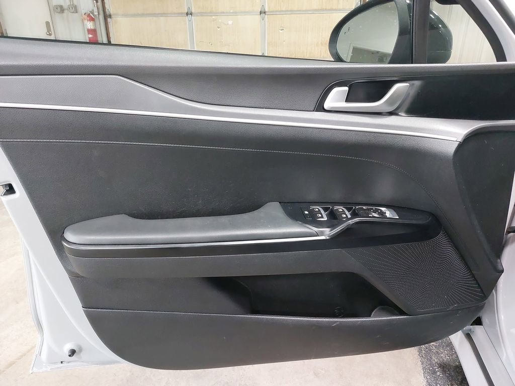 Used 2022 Kia K5 GT-Line image 27