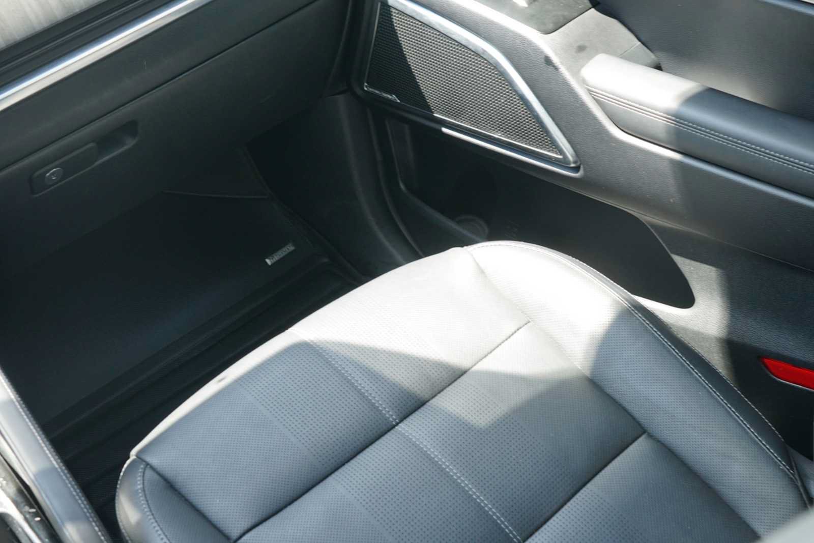 Used 2023 Kia Telluride SX FWD image 23