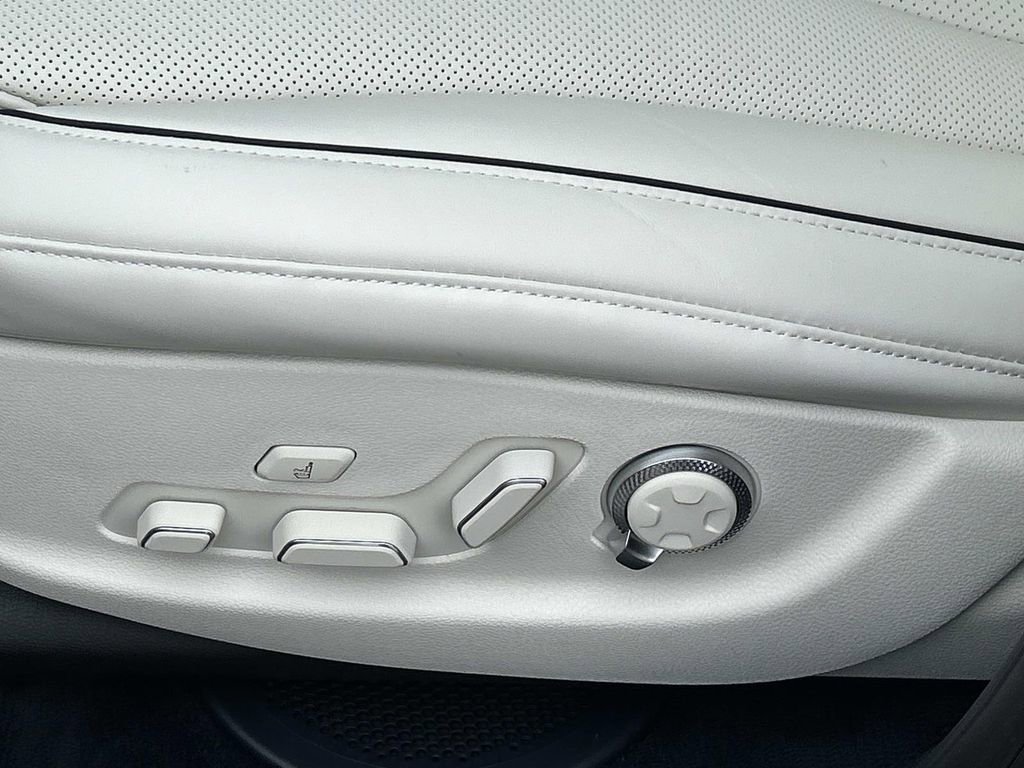 New 2026 Genesis GV80 3.5T Prestige image 16