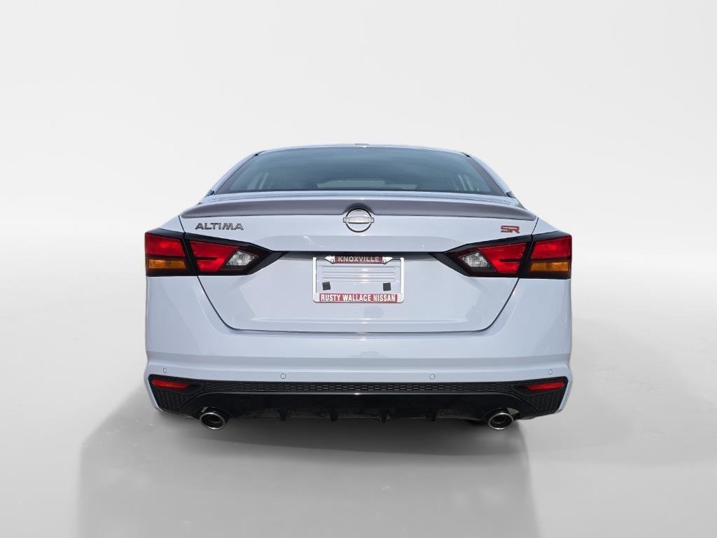 Certified 2025 Nissan Altima 2.5 SR image 4