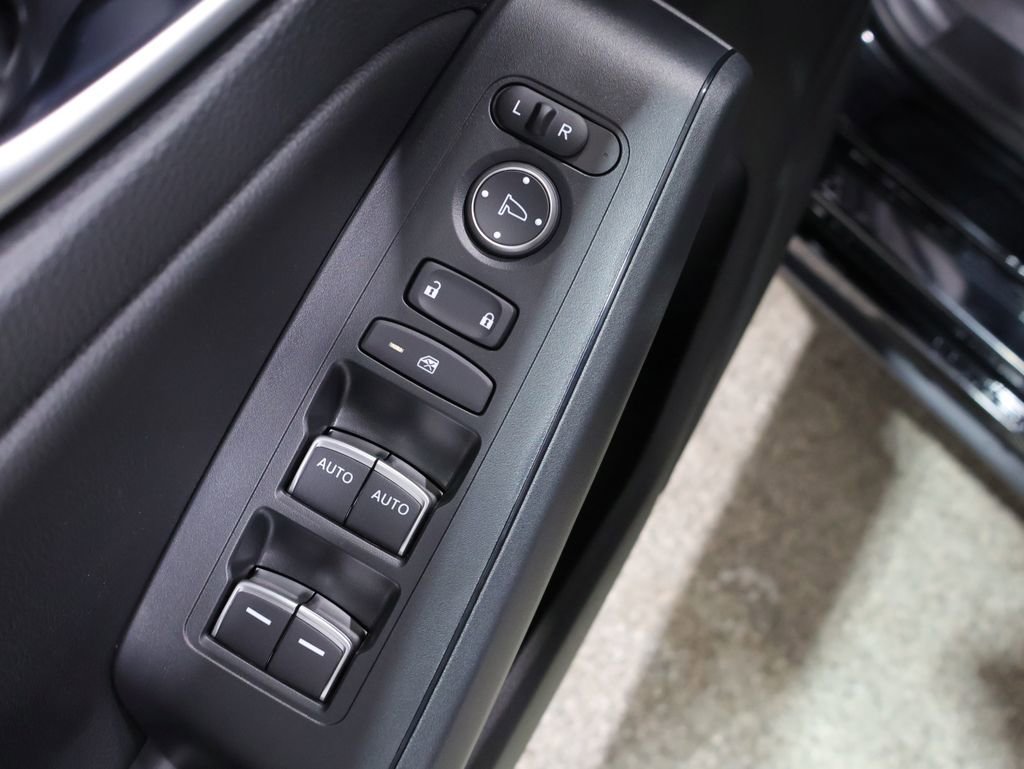 Used 2024 Honda Civic EX-L image 14