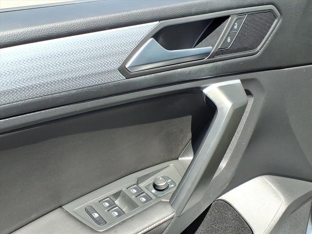 Used 2024 Volkswagen Tiguan S FWD image 17