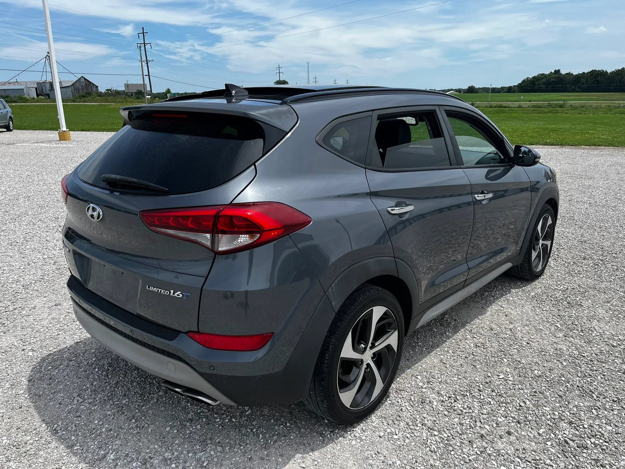 Used 2018 Hyundai Tucson Limited w/ Ultimate Package 02 FWD image 3