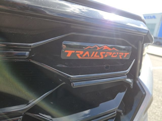 Used 2025 Honda Pilot TrailSport image 14