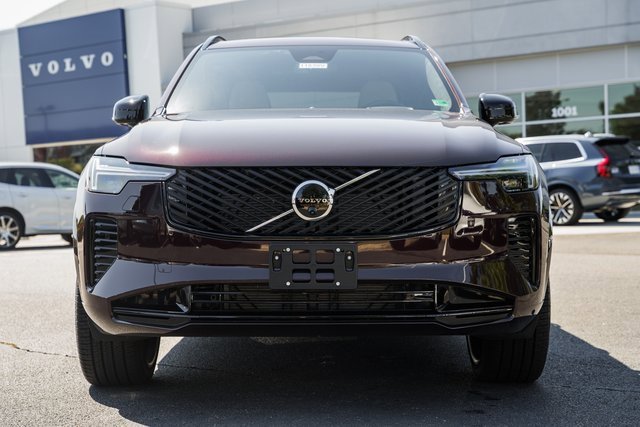 New 2026 Volvo XC90 B6 Ultra w/ Lounge Package image 2