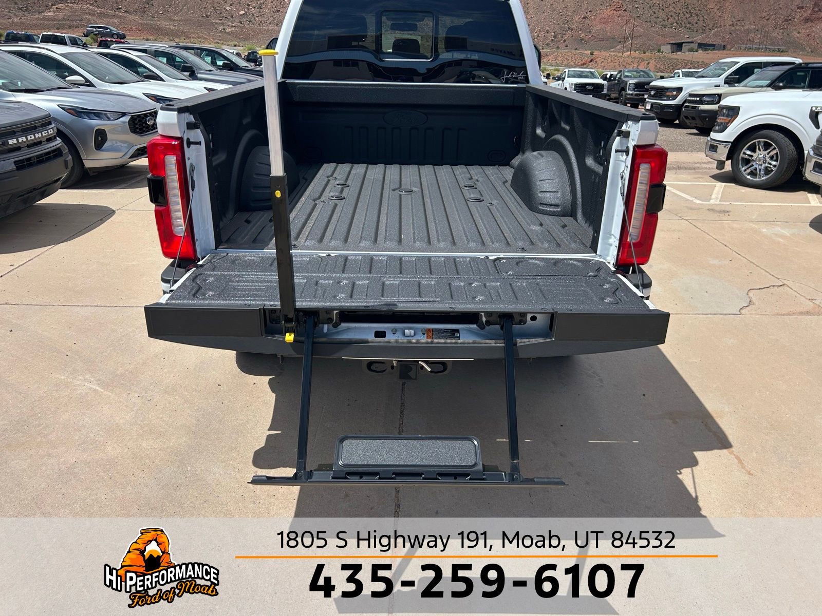New 2025 Ford F250 Lariat w/ Lariat Ultimate Package image 12