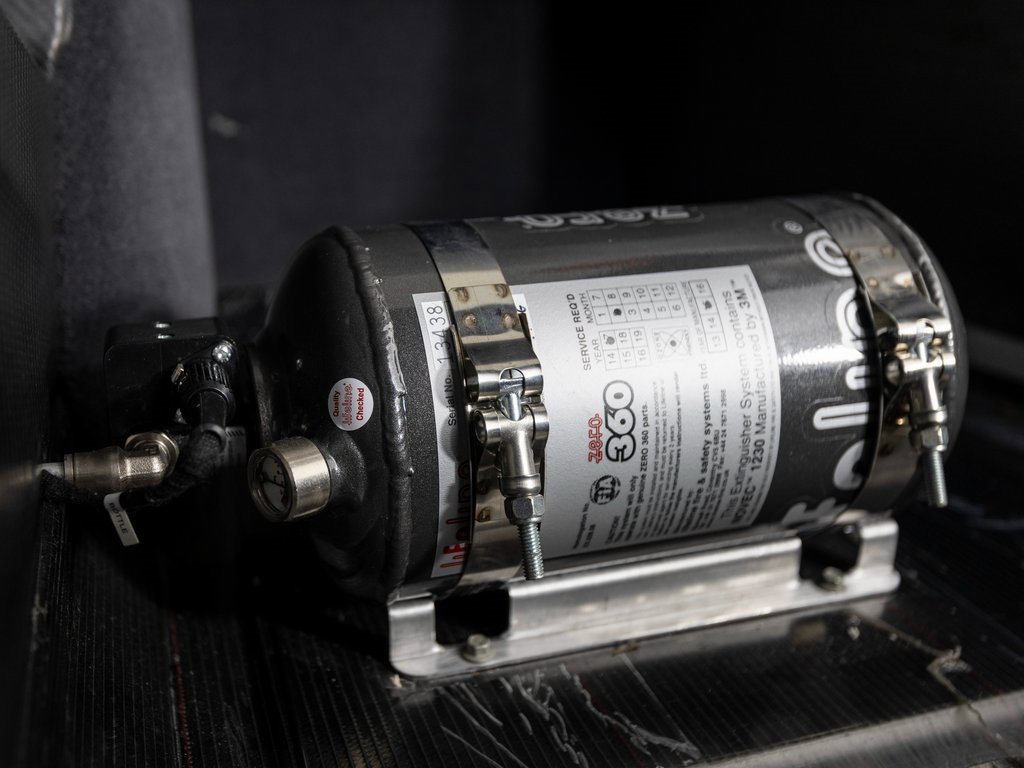 Used 2015 McLaren P1 image 27