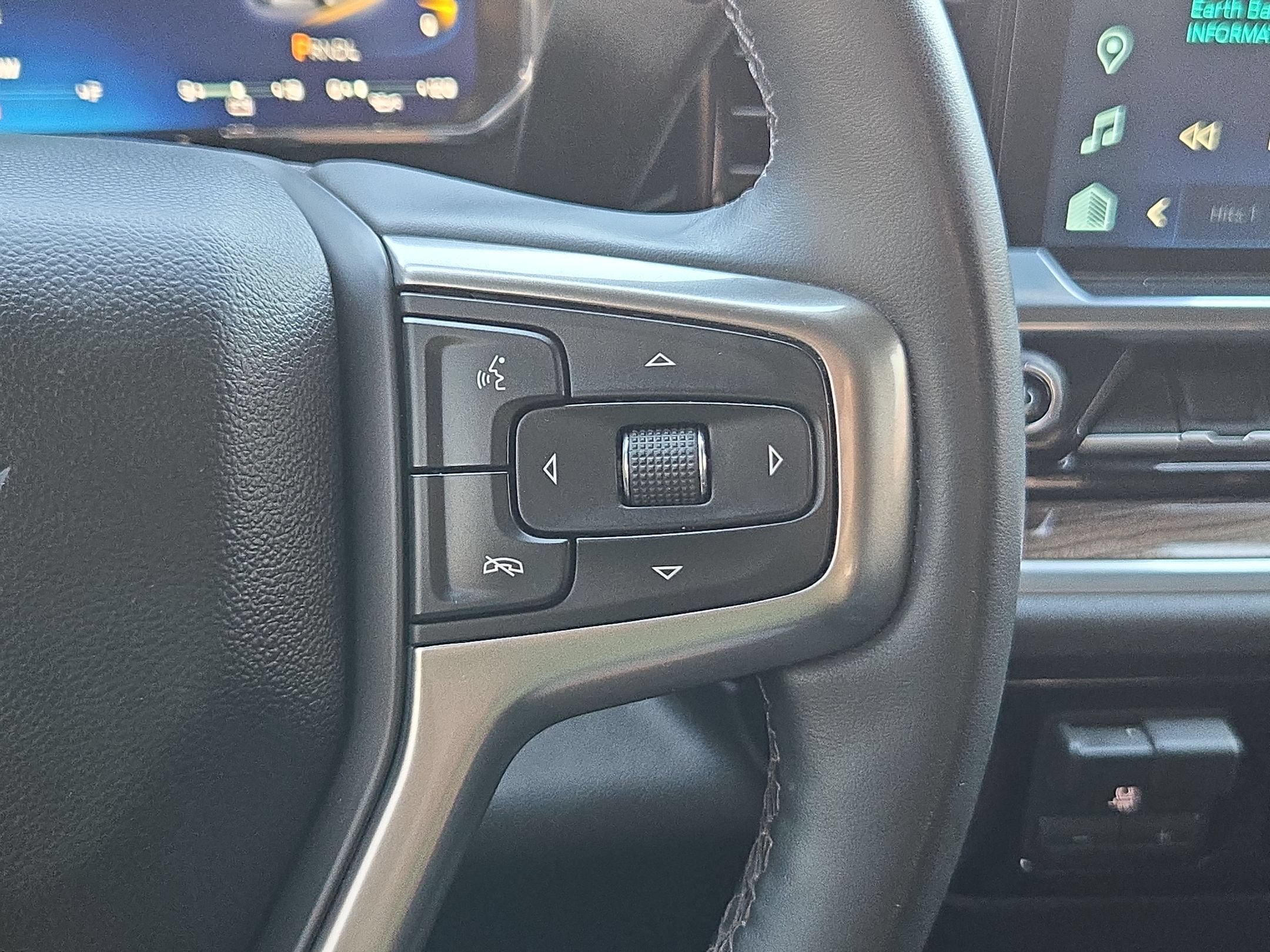 Certified 2026 Chevrolet Silverado 1500 LT RWD image 20