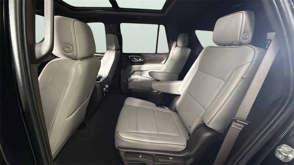 Certified 2024 GMC Yukon SLT w/ SLT Premium Package image 26