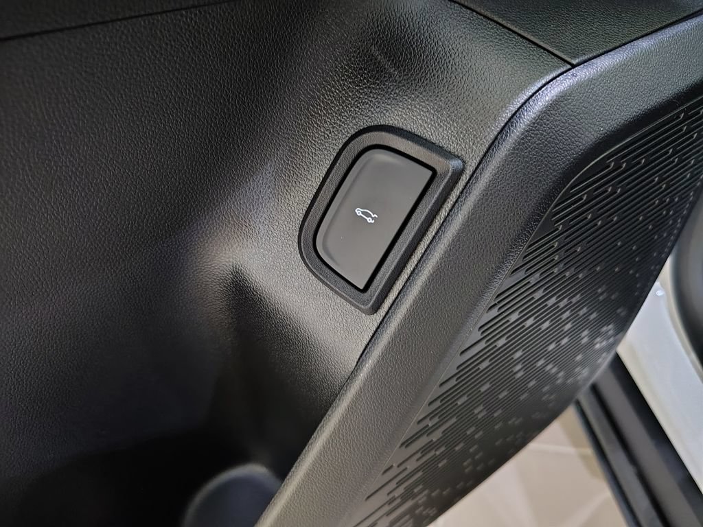 New 2026 GMC Terrain AT4 w/ Technology Package II AWD/4WD image 20