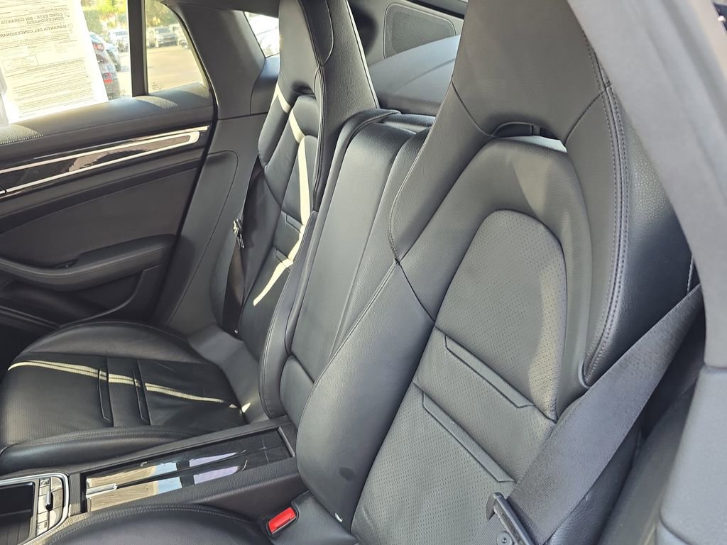 Used 2017 Porsche Panamera 4S image 12