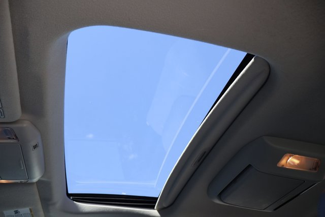 Used 2014 Toyota Sequoia Limited image 22