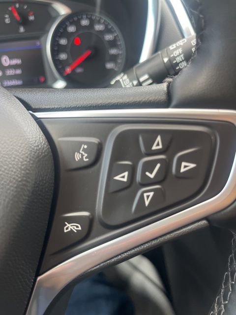 Used 2023 Chevrolet Equinox LT image 16