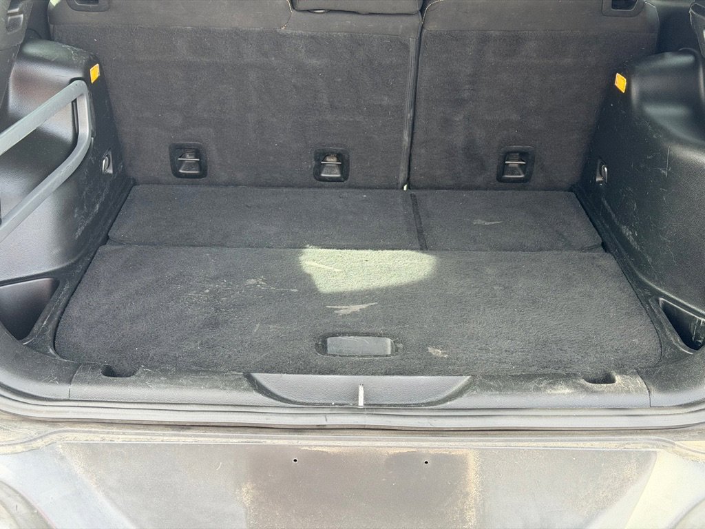 Used 2016 Jeep Cherokee Sport image 8