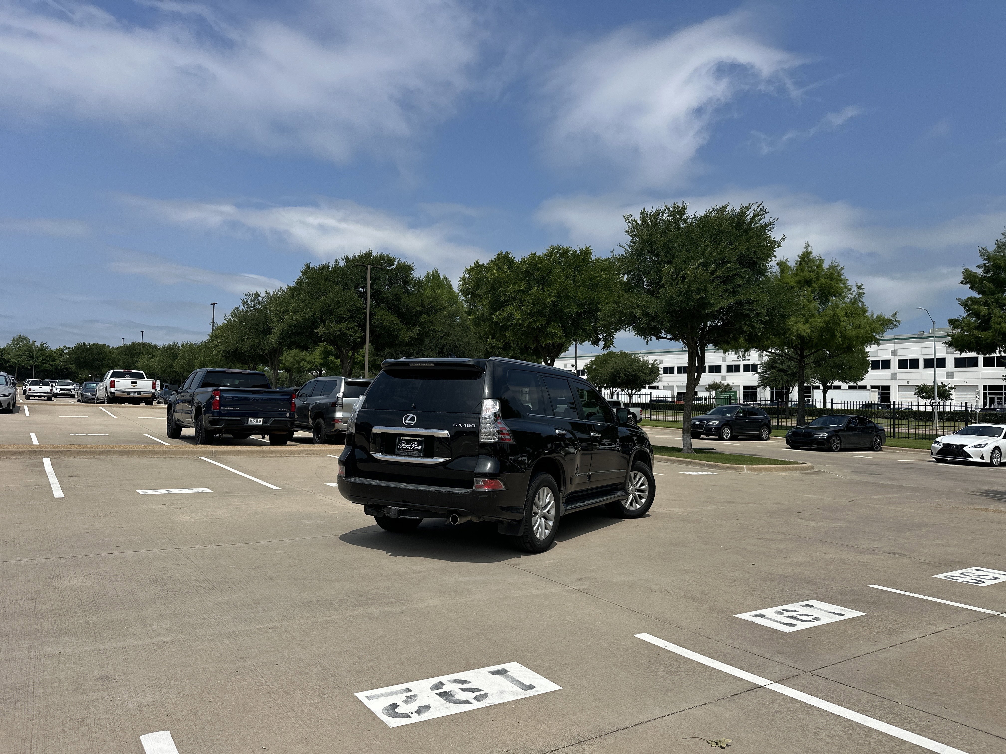 Used 2019 Lexus GX 460 Premium AWD/4WD image 2
