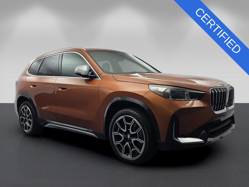 Used 2023 BMW X1 xDrive28i w/ Premium Package AWD/4WD image 1