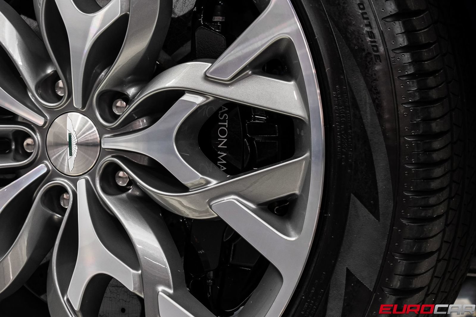 Used 2023 Aston Martin DBX 707 AWD/4WD image 23