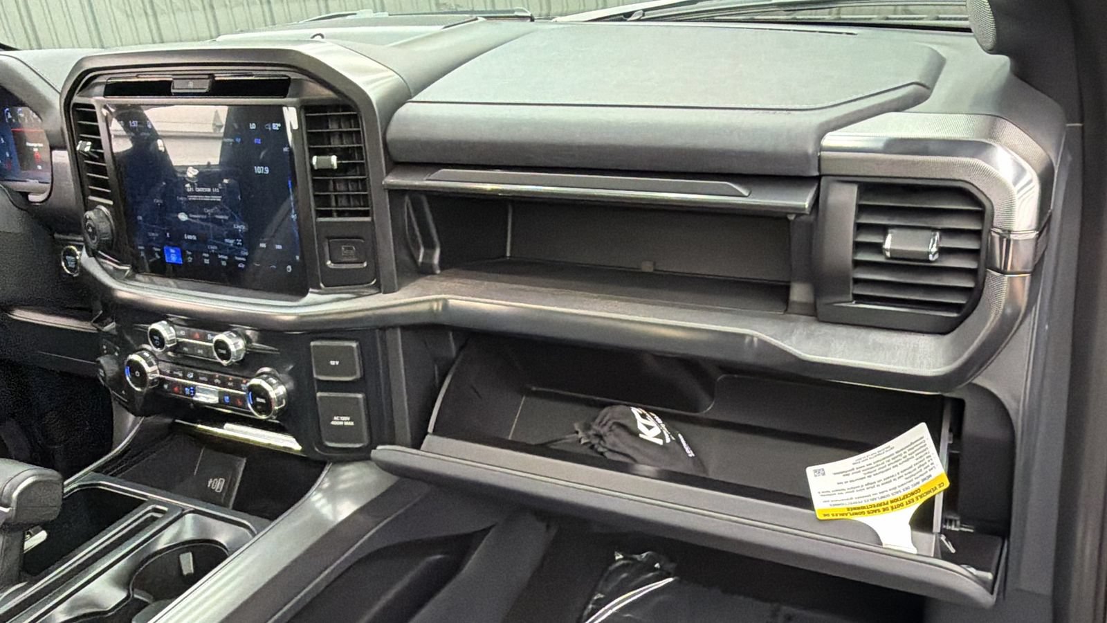 Used 2026 Ford F150 Lariat AWD/4WD image 38