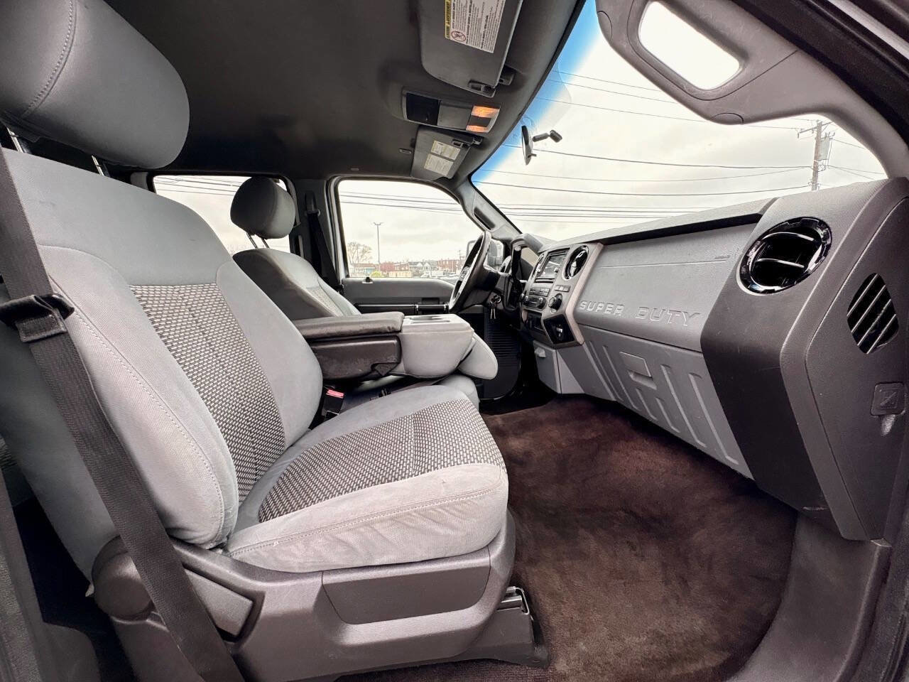 Used 2015 Ford F250 XLT image 28