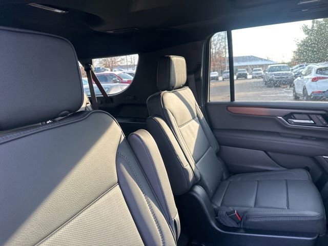 New 2026 GMC Yukon XL Denali w/ Sun & Power Step Package image 19