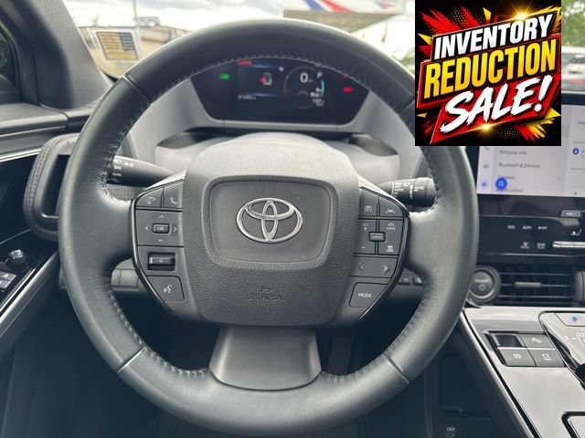 Used 2023 Toyota bZ4X AWD image 18