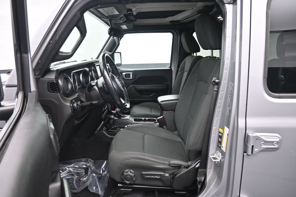 Used 2021 Jeep Wrangler Unlimited Sport AWD/4WD image 24